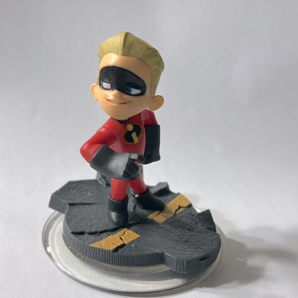 Disney Infinity x The Incredibles - Dash 💨 Buy 4 $14 Figures Get TWO $14s FREE